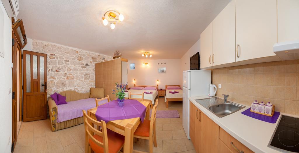 Apartments Mande And Kate Baška Voda Chambre photo